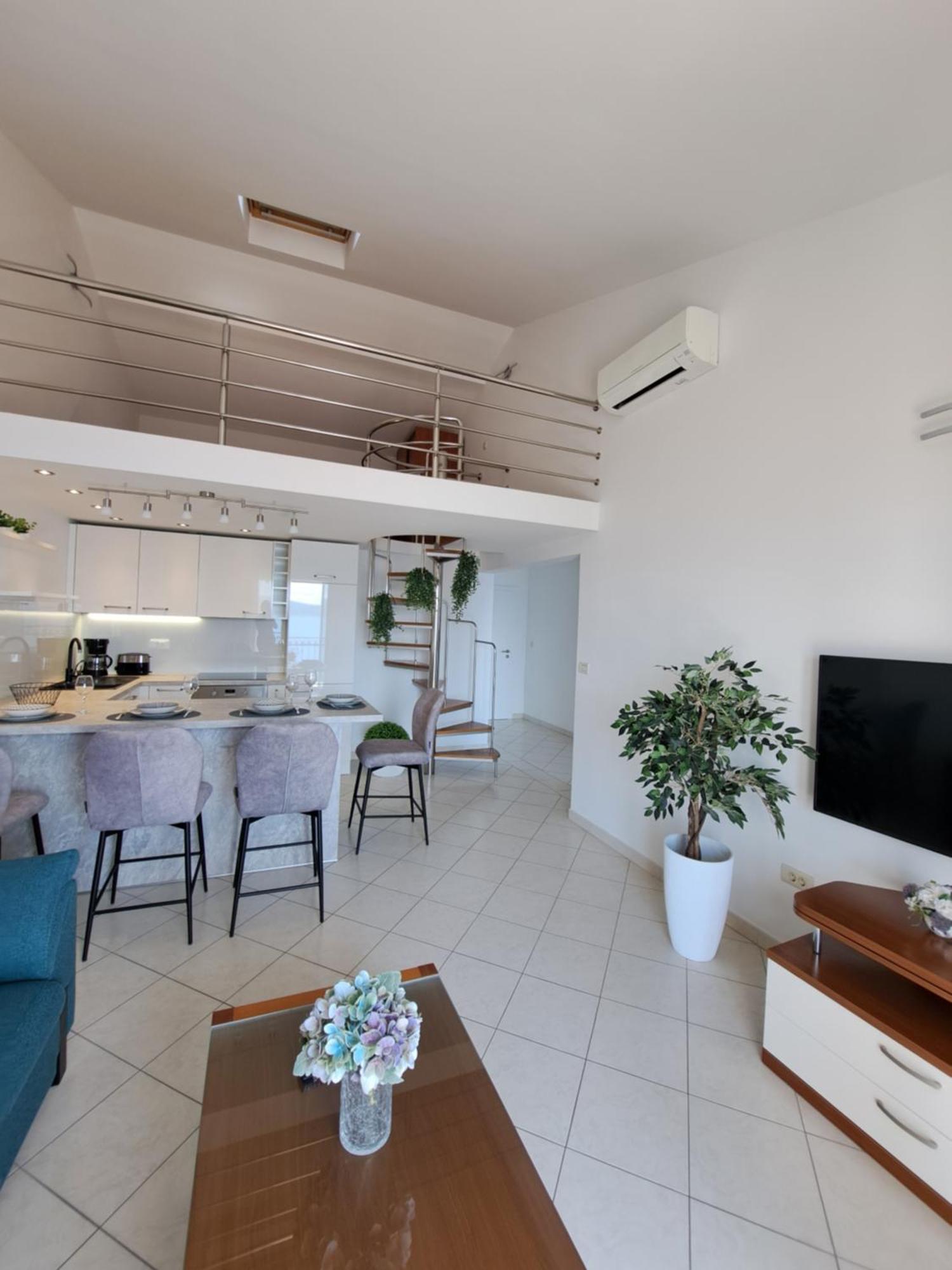Apartments Marija Brela Bagian luar foto