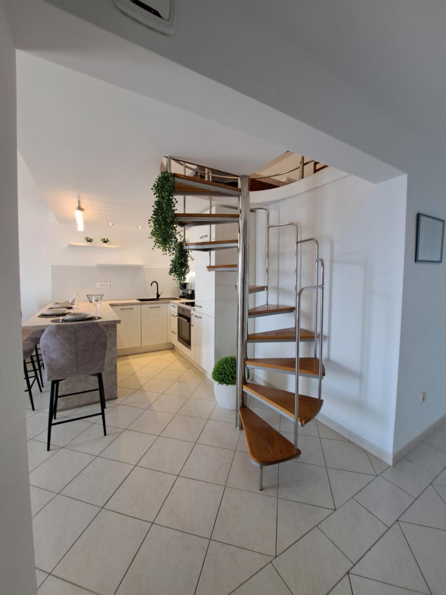 Apartments Marija Brela Bagian luar foto